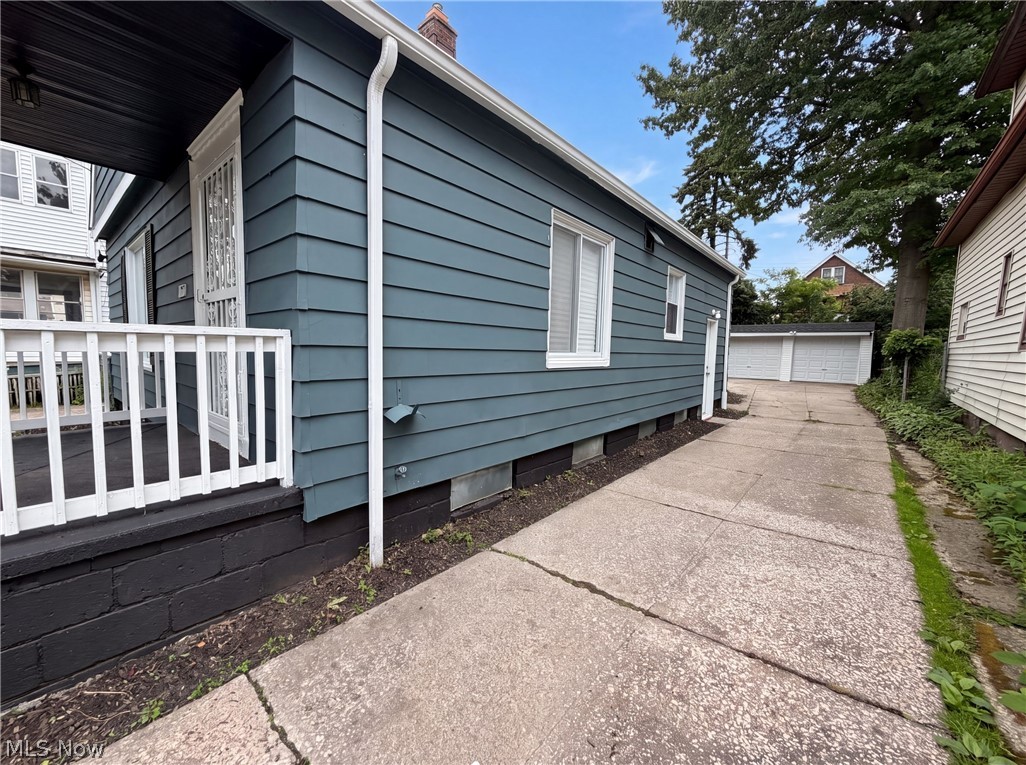 2821 E 127th Street Cleveland OH 44120