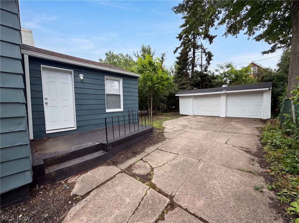 2821 E 127th Street Cleveland OH 44120
