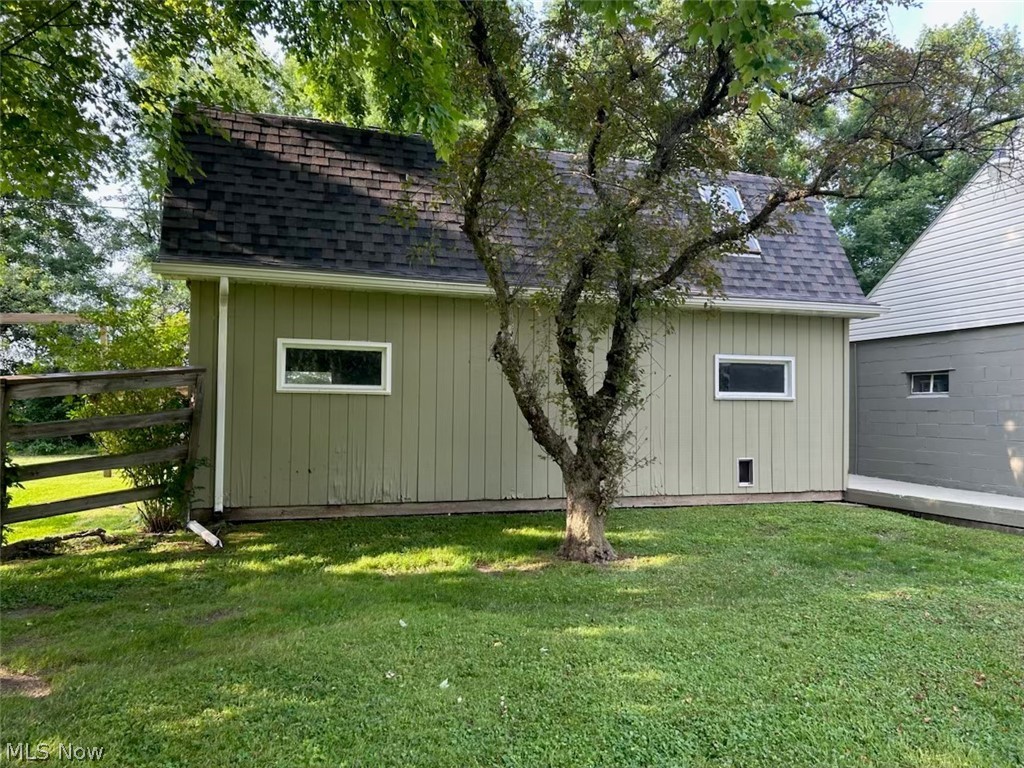 2393 Sodom Hutchings Vienna OH 44473