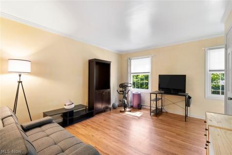 925 Sandin Road Akron OH 44333