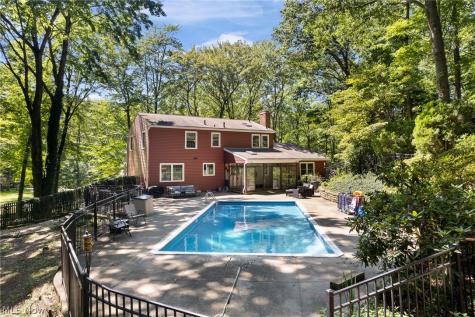 925 Sandin Road Akron OH 44333