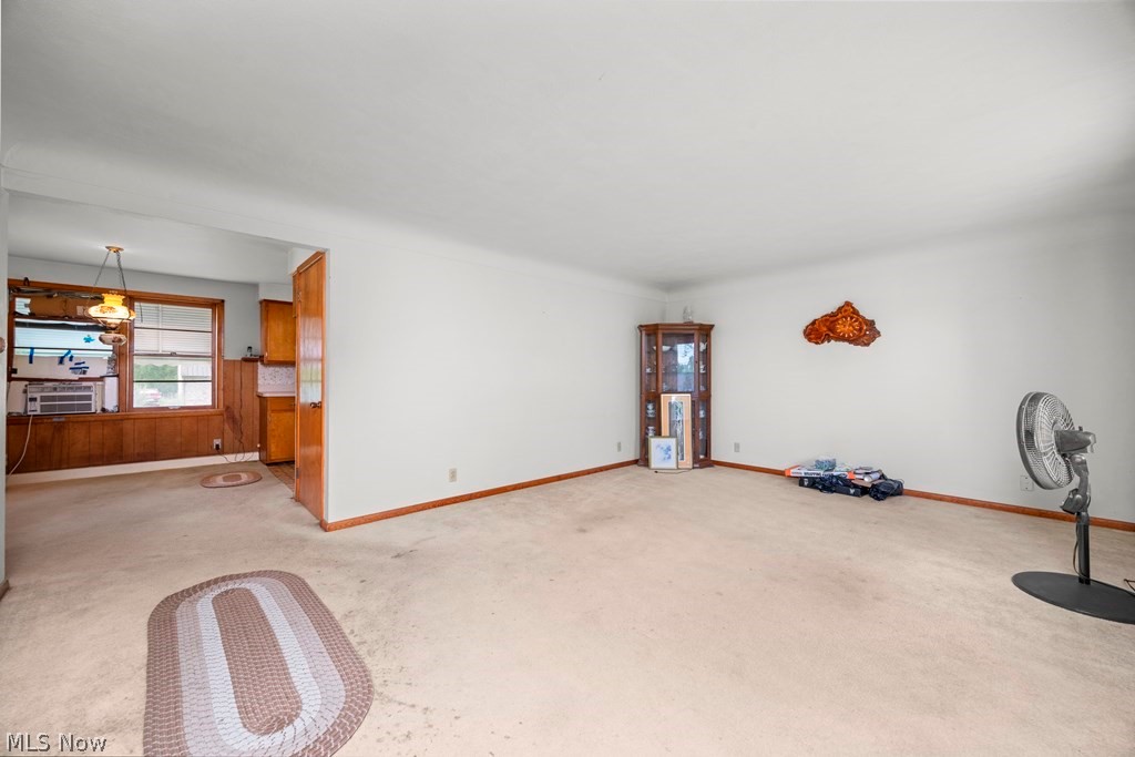 124 Yunker Court Elyria OH 44035