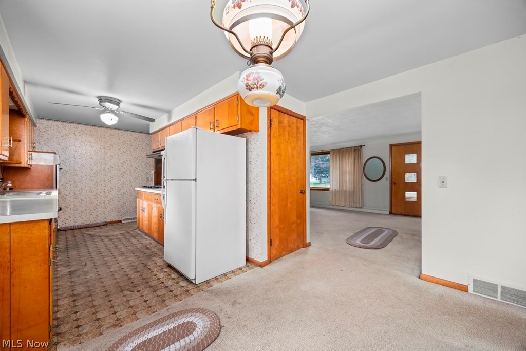 124 Yunker Court Elyria OH 44035