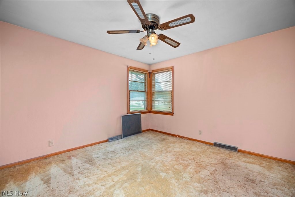 124 Yunker Court Elyria OH 44035