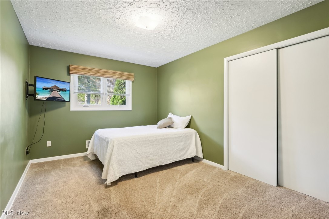 1927 Horseshoe Boulevard Westlake OH 44145