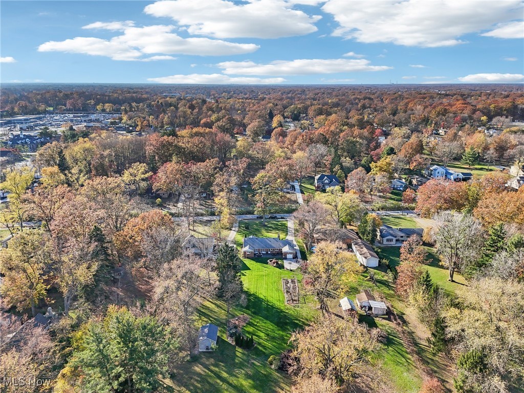 1927 Horseshoe Boulevard Westlake OH 44145