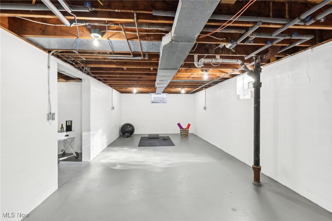 1927 Horseshoe Boulevard Westlake OH 44145