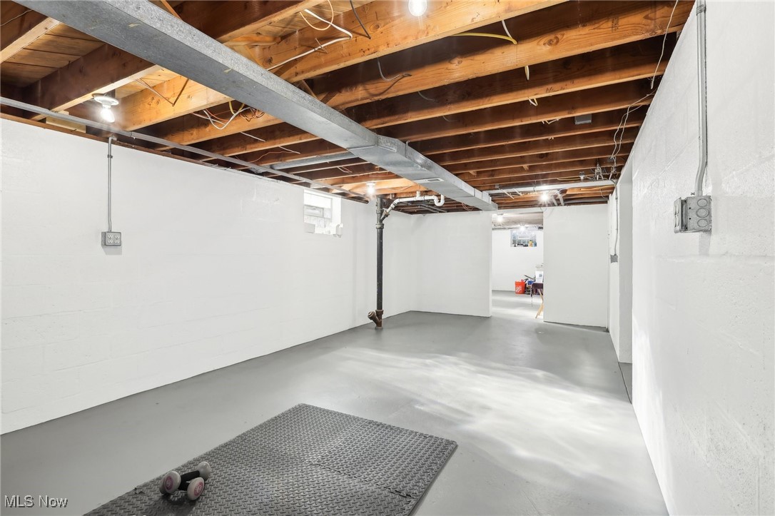 1927 Horseshoe Boulevard Westlake OH 44145