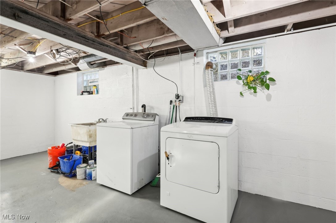 1927 Horseshoe Boulevard Westlake OH 44145