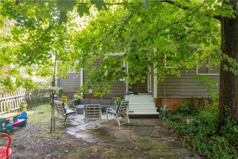 2222 Westminster Road Cleveland Heights OH 44118