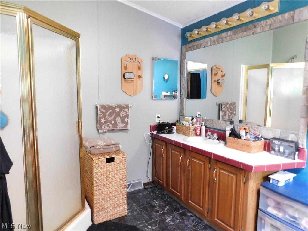 66533 Batesville Road Quaker City OH 43773
