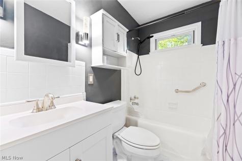 1165 Myrtle Avenue Cuyahoga Falls OH 44221