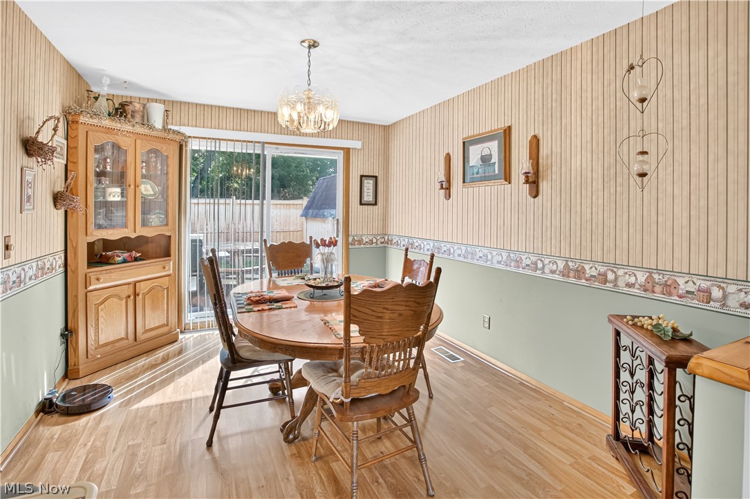 6005 Opal Street North Ridgeville OH 44039
