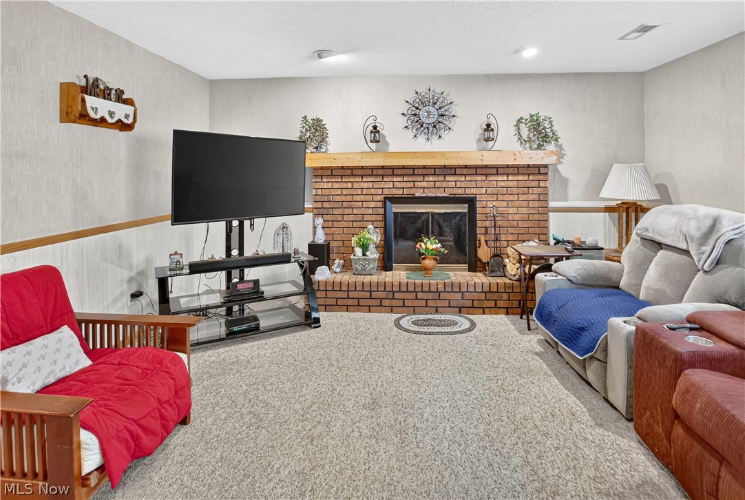 6005 Opal Street North Ridgeville OH 44039