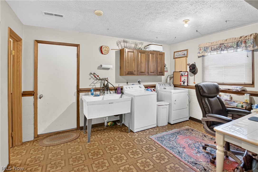 6005 Opal Street North Ridgeville OH 44039
