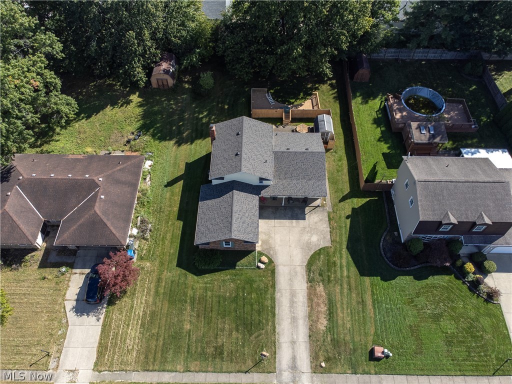 6005 Opal Street North Ridgeville OH 44039