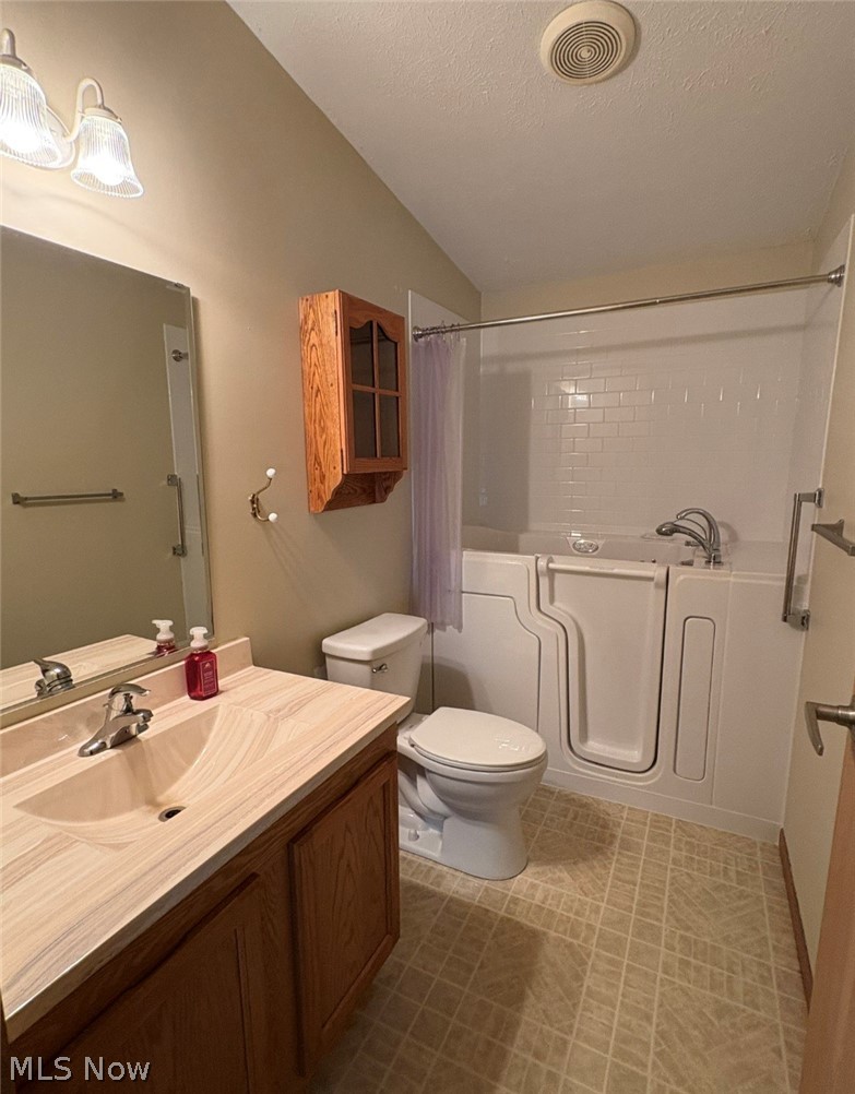 3295 Waterside Drive Akron OH 44319