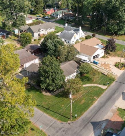 3295 Waterside Drive Akron OH 44319