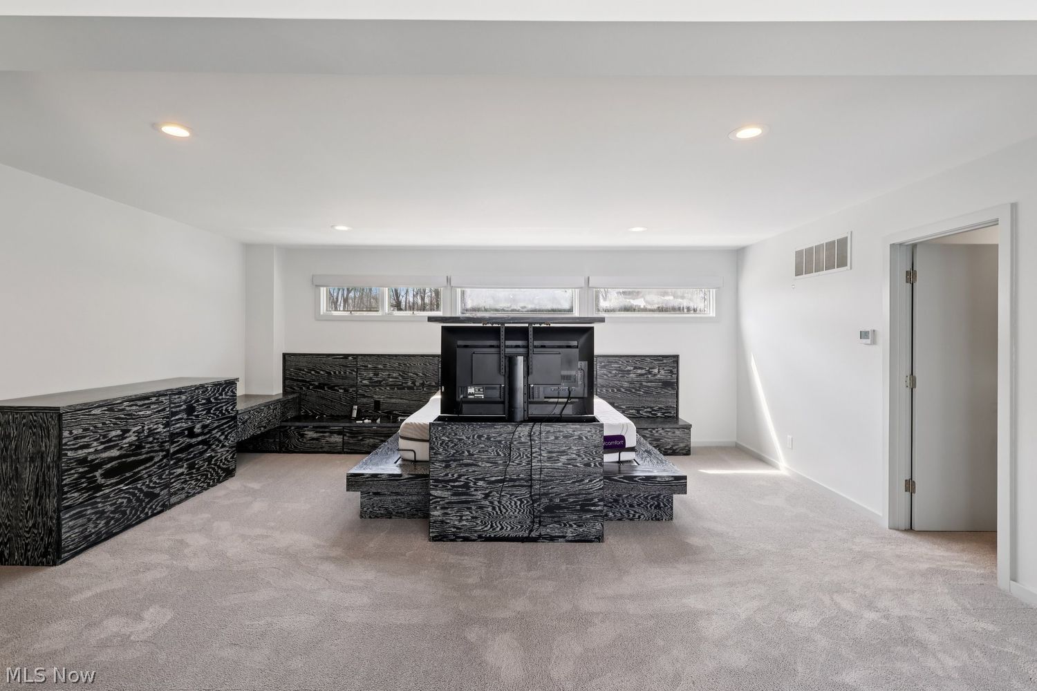 1081 Aspenwood Road Akron OH 44333