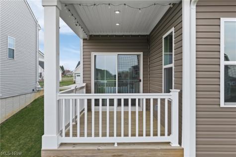 6811 Harrington Court Avenue NE Canton OH 44721