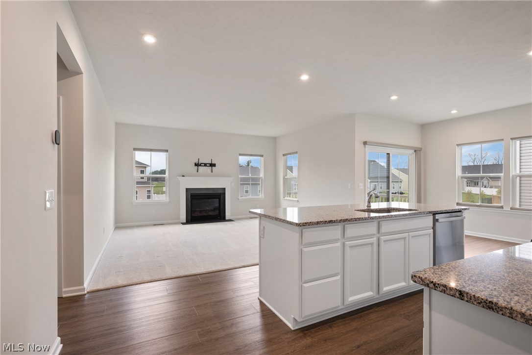 6811 Harrington Court Avenue NE Canton OH 44721