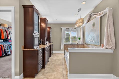 5081 Crooked Creek Drive Wooster OH 44691