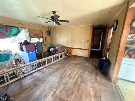 6223 Wayland Road Ravenna OH 44266