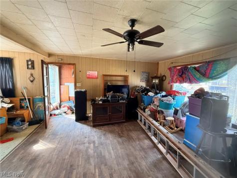 6223 Wayland Road Ravenna OH 44266