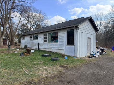 6223 Wayland Road Ravenna OH 44266