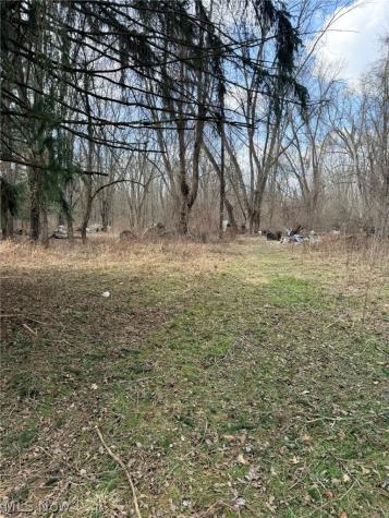 6223 Wayland Road Ravenna OH 44266