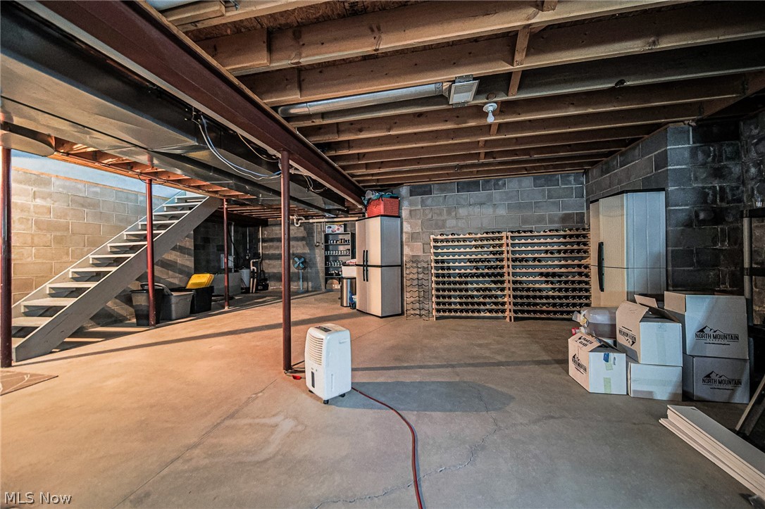 2416 Housel Craft Road Bristolville OH 44402