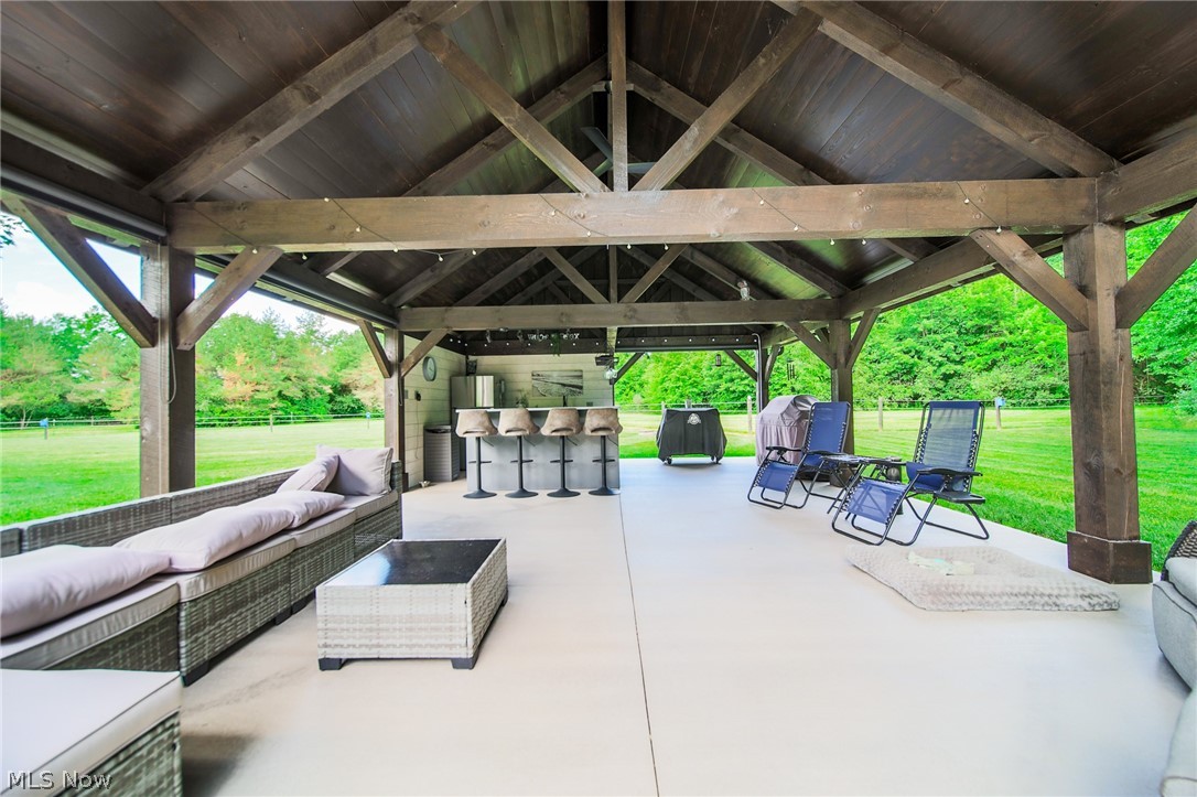 2416 Housel Craft Road Bristolville OH 44402