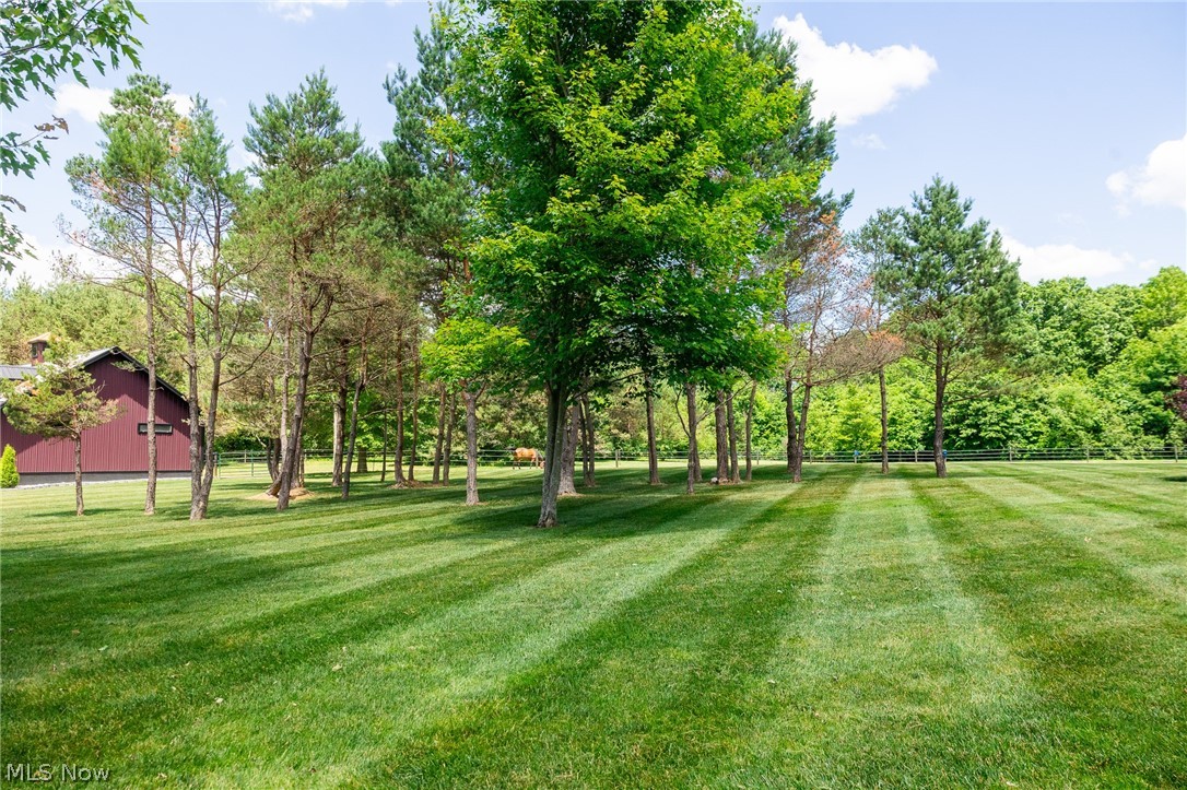 2416 Housel Craft Road Bristolville OH 44402
