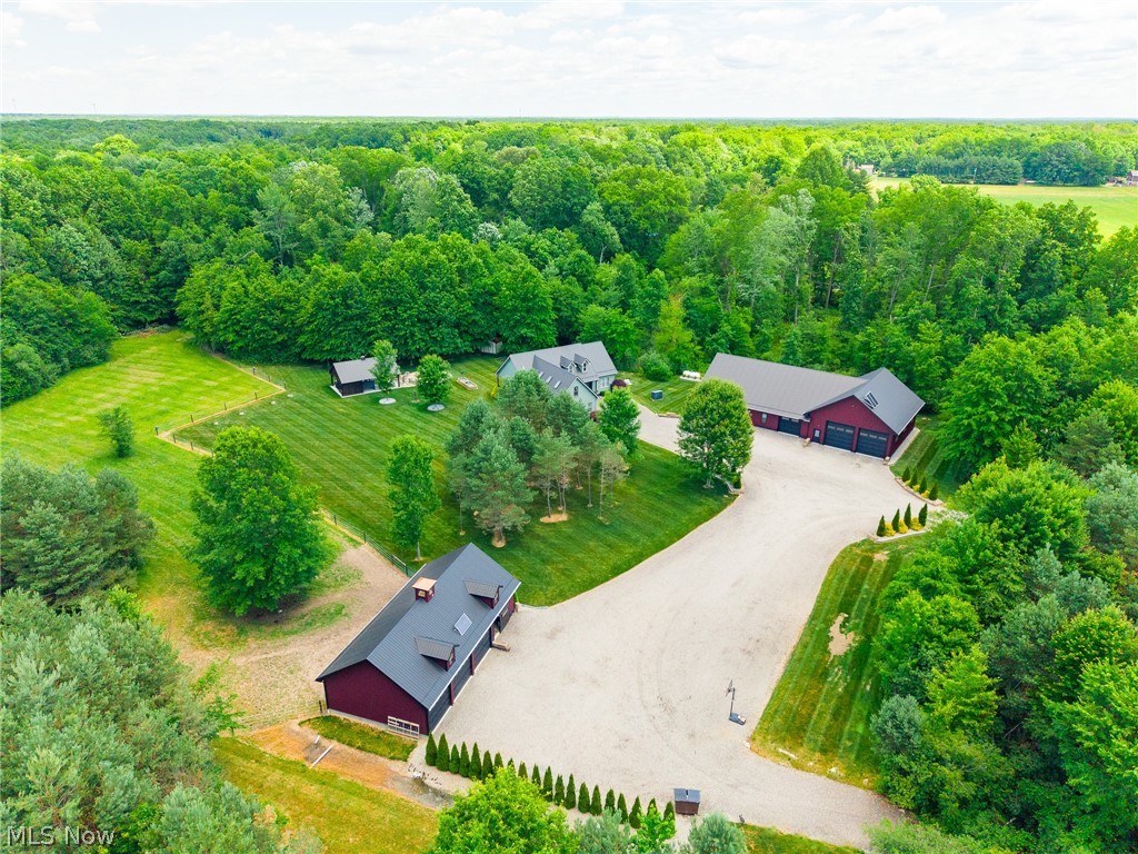 2416 Housel Craft Road Bristolville OH 44402