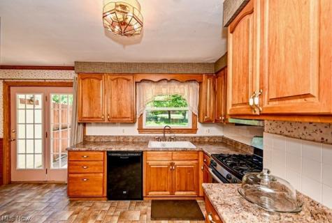 1495 Fairview Place Alliance OH 44601