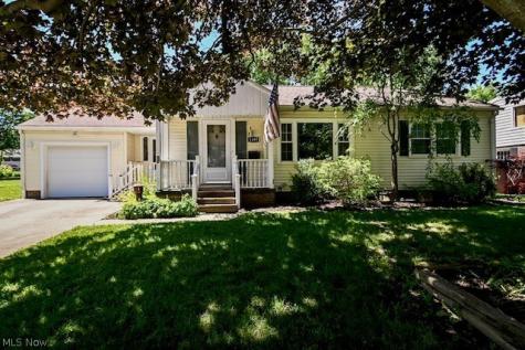 1495 Fairview Place Alliance OH 44601