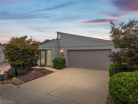 11025 Southwind Court Strongsville OH 44149