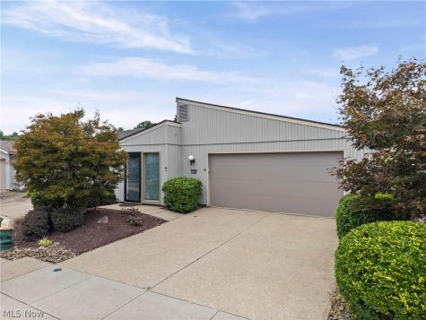 11025 Southwind Court Strongsville OH 44149