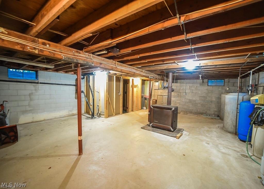 2111 Windsor-mechanicsville Road Rock Creek OH 44084