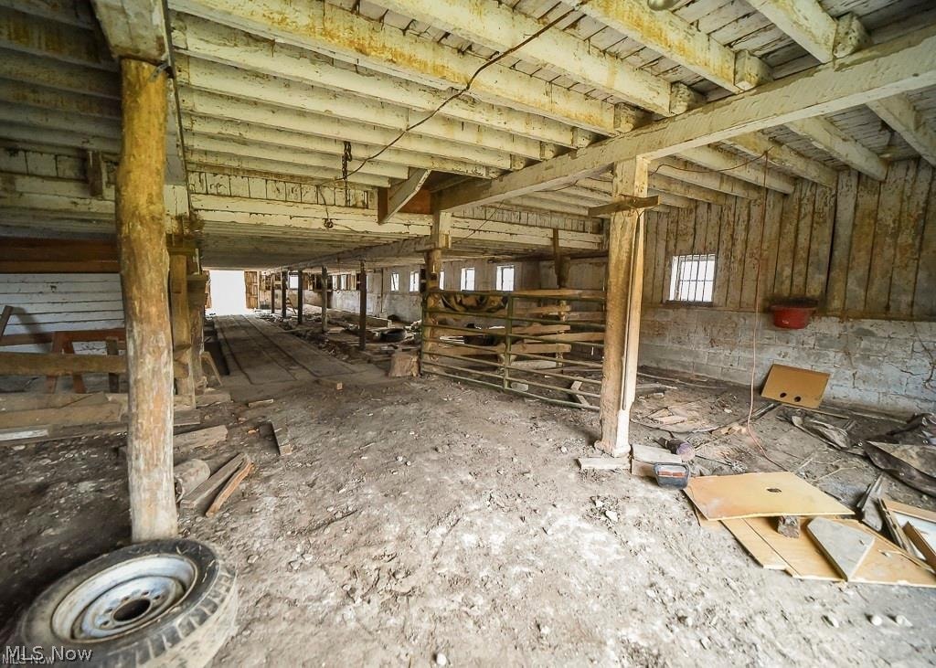 2111 Windsor-mechanicsville Road Rock Creek OH 44084