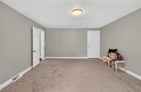 4865 Arbor Road SW Canton OH 44710
