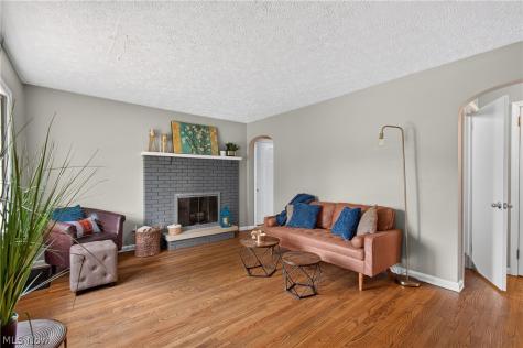 4865 Arbor Road SW Canton OH 44710