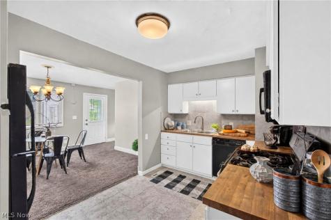 4865 Arbor Road SW Canton OH 44710