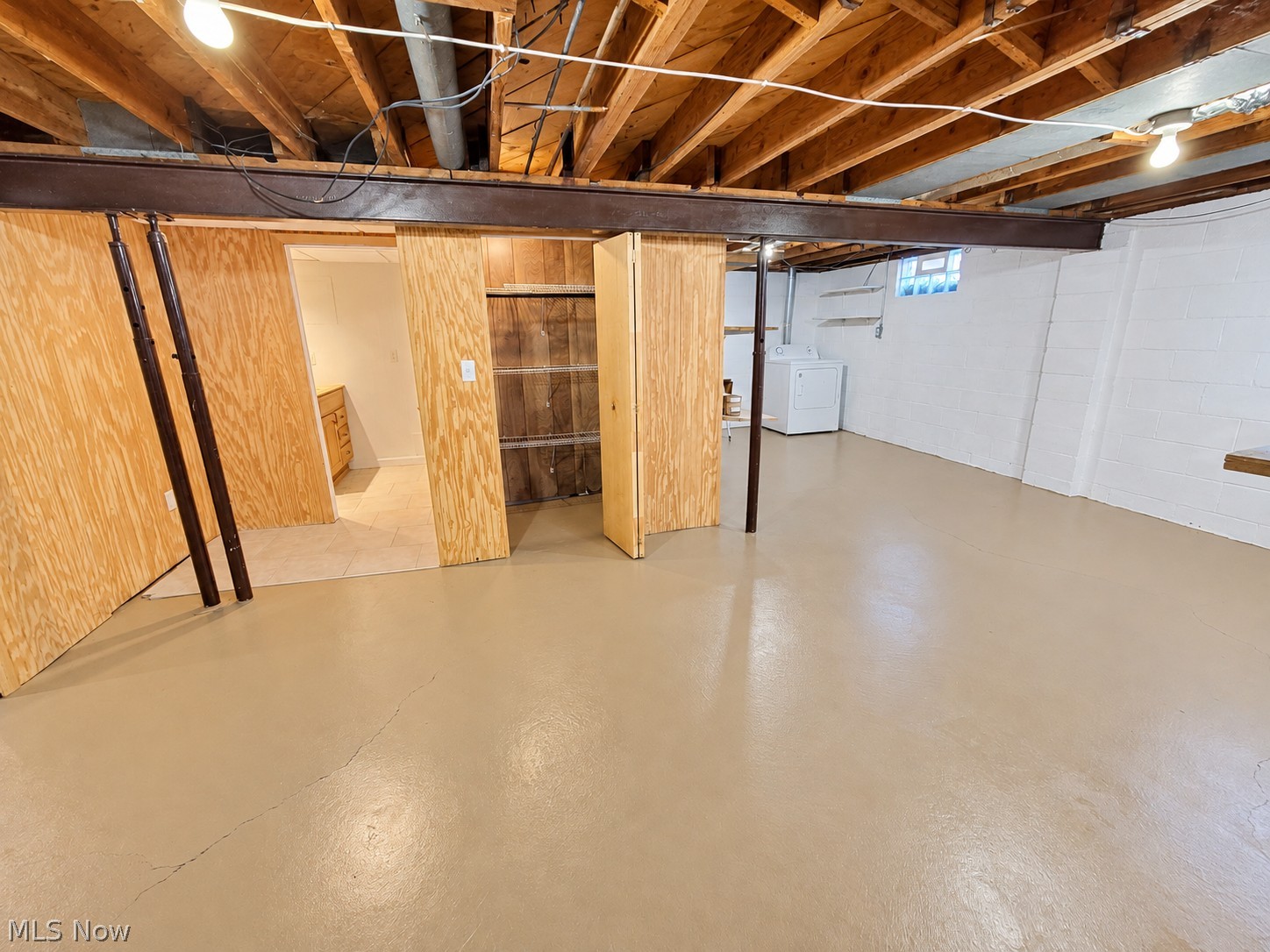 567 Edward Lane Campbell OH 44405