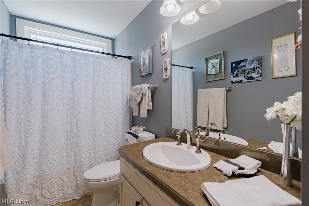 5423 Charleston Drive Valley City OH 44280