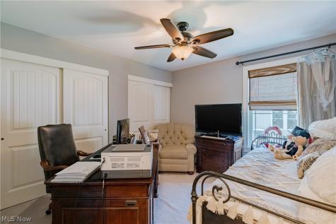 5423 Charleston Drive Valley City OH 44280