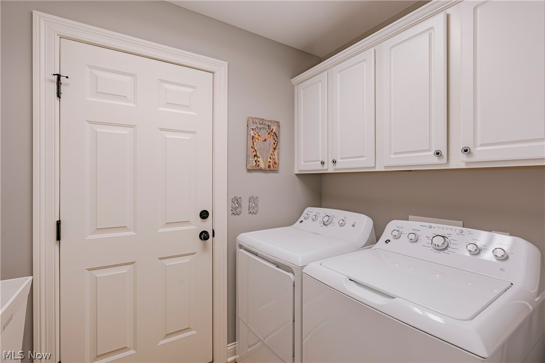 5423 Charleston Drive Valley City OH 44280