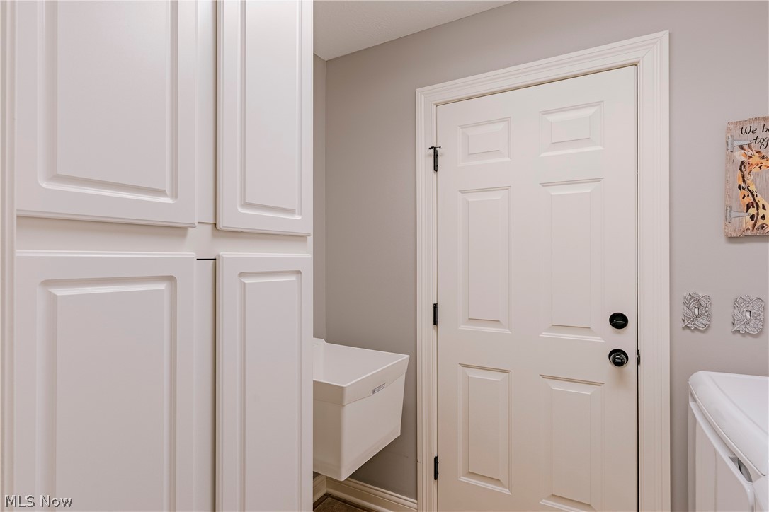 5423 Charleston Drive Valley City OH 44280