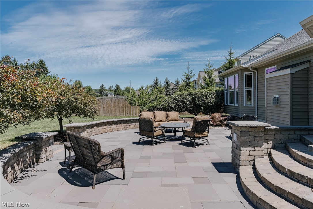 5423 Charleston Drive Valley City OH 44280