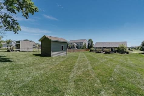 5423 Charleston Drive Valley City OH 44280